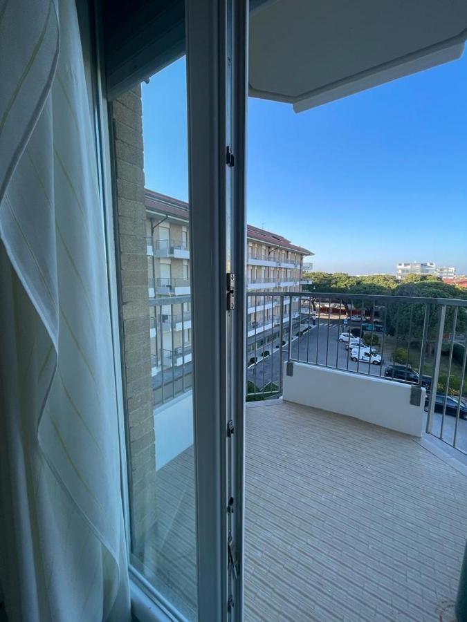Residence Zeta - Walterigato Apartments Solo Per Famiglie Lido di Jesolo Exterior foto