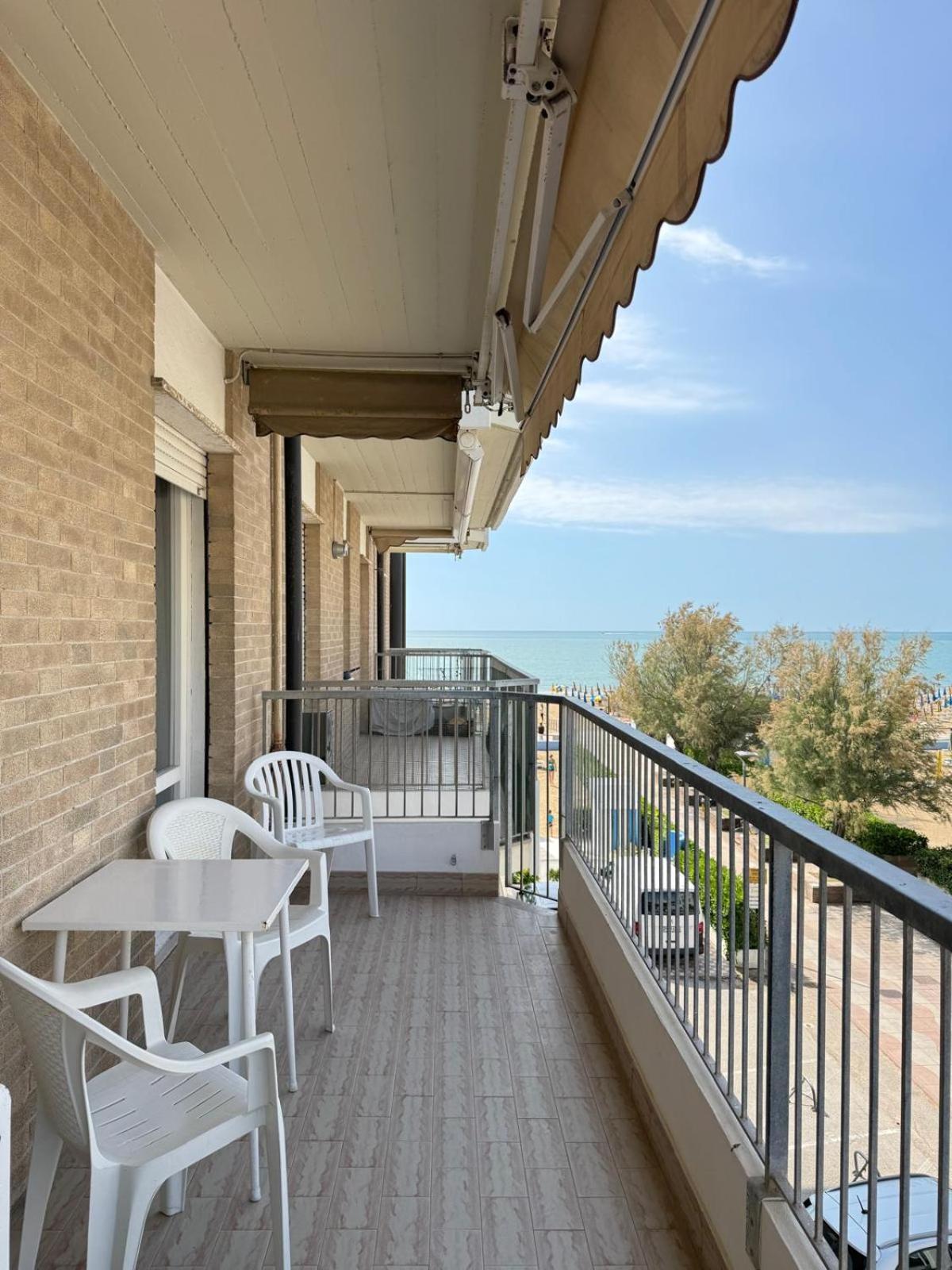 Residence Zeta - Walterigato Apartments Solo Per Famiglie Lido di Jesolo Exterior foto