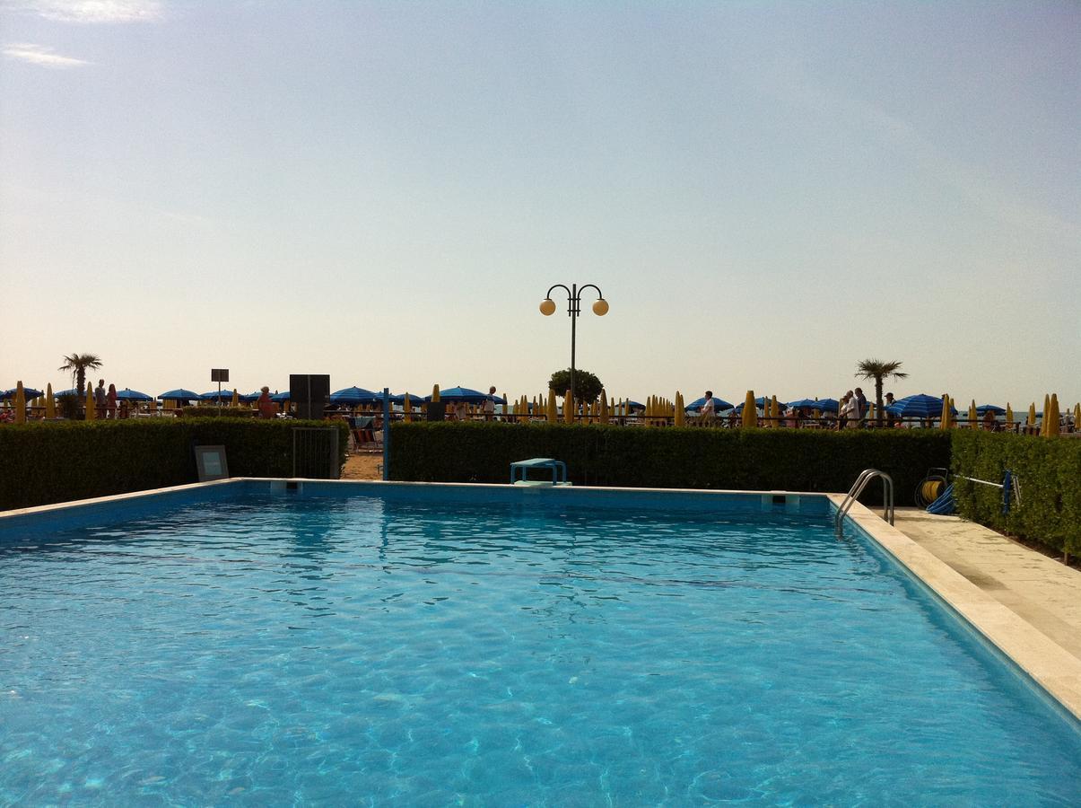 Residence Zeta - Walterigato Apartments Solo Per Famiglie Lido di Jesolo Exterior foto